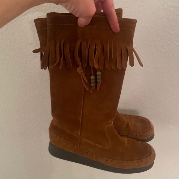 Report Dubai Fringed Brown Suede Moccasin Boots, Womens 6.5 - Picture 2 of 9